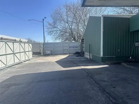327 W 6th Avenue Bowling Green KY 42101