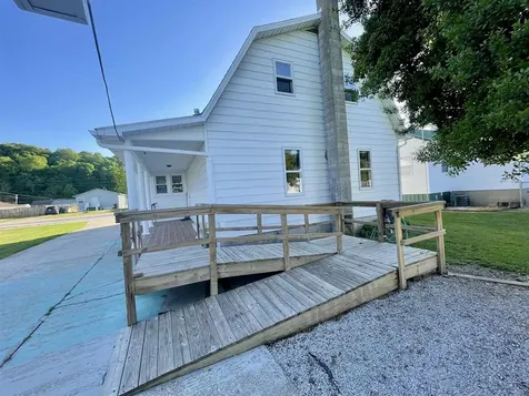 670 Main Street Hawesville KY 42348