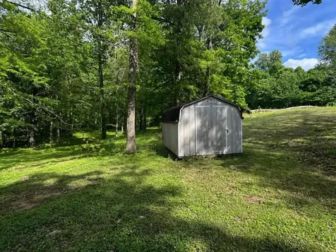 50 Bickett Road Whitesville KY 42378