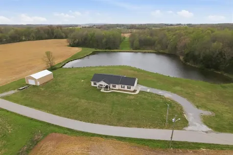 201 Oost Road Utica KY 42376