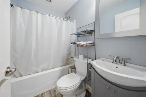 201 Oost Road Utica KY 42376