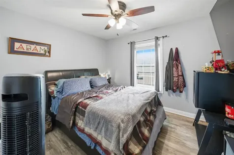 201 Oost Road Utica KY 42376