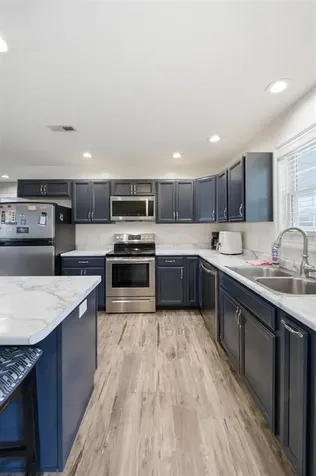 201 Oost Road Utica KY 42376