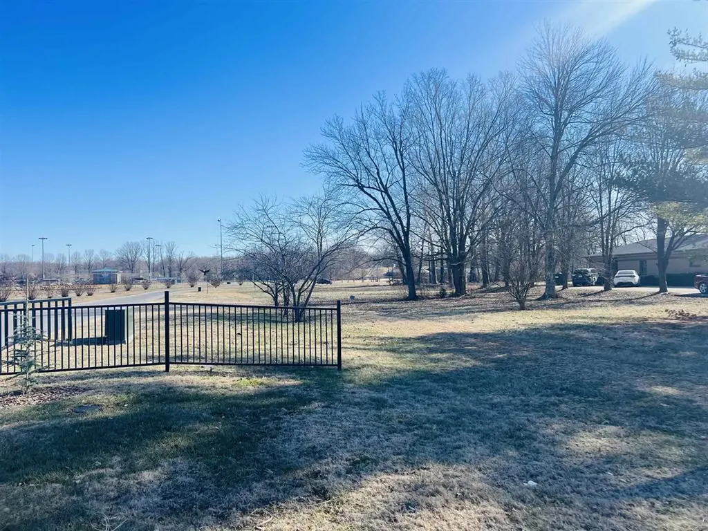 221 S Main Street Beaver Dam KY 42320