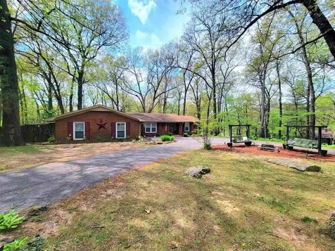 145 Southwind Court Hartford KY 42347