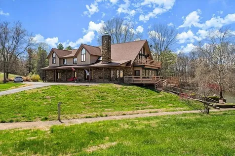 30 Bass Court Whitesville KY 42378