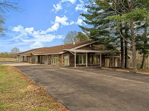 30 Bass Court Whitesville KY 42378