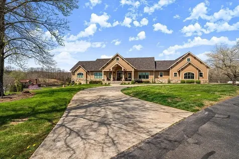 30 Bass Court Whitesville KY 42378