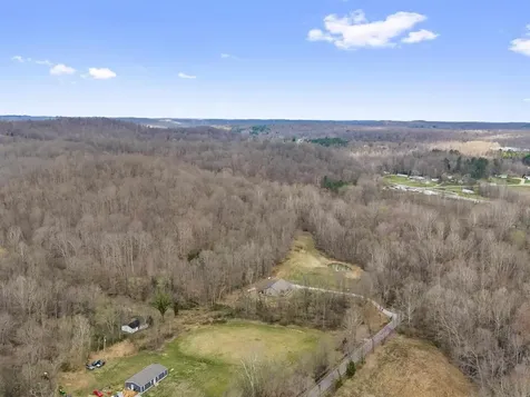 290 Railroad Bed Road Fordsville KY 42343