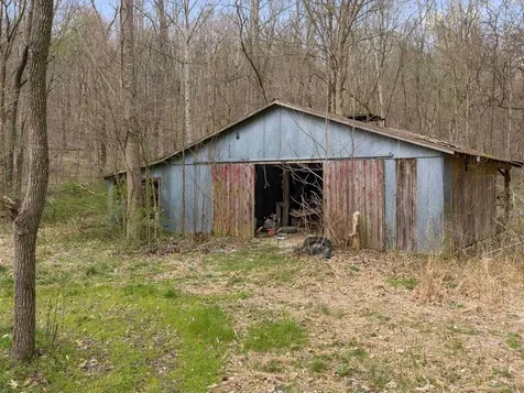 290 Railroad Bed Road Fordsville KY 42343