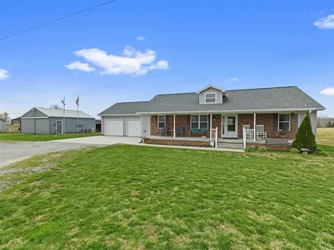 207 Askin Road Fordsville KY 42343