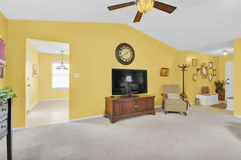 236 Lakewood Drive Owensboro KY 42301