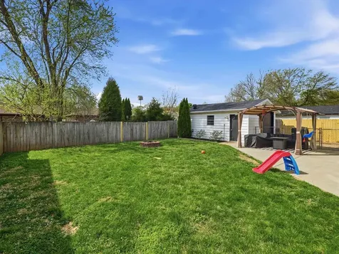 761 Sturgeon Avenue Owensboro KY 42301