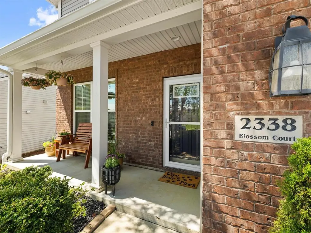 2338 Blossom Court Utica KY 42376