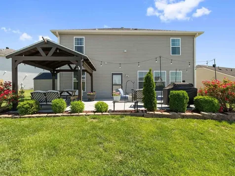 2338 Blossom Court Utica KY 42376