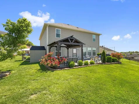 2338 Blossom Court Utica KY 42376