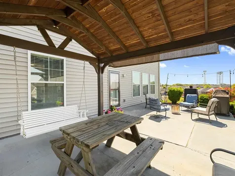 2338 Blossom Court Utica KY 42376