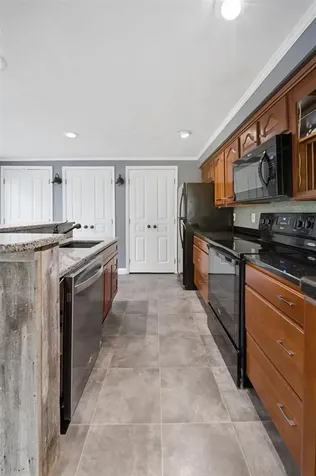 92 Kates Hill Loop Beaver Dam KY 42320