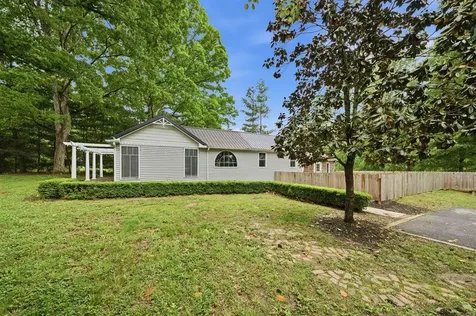 92 Kates Hill Loop Beaver Dam KY 42320