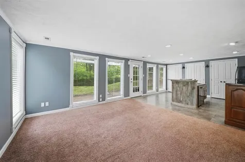 92 Kates Hill Loop Beaver Dam KY 42320