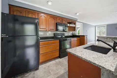 92 Kates Hill Loop Beaver Dam KY 42320
