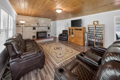 203 Carlisle Road Hartford KY 42347