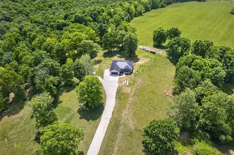 600 Weedman Loop Cromwell KY 42333