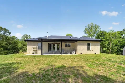 600 Weedman Loop Cromwell KY 42333