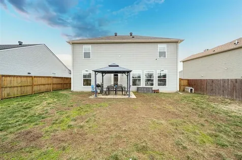 6275 Valley Brook Trace Utica KY 42376