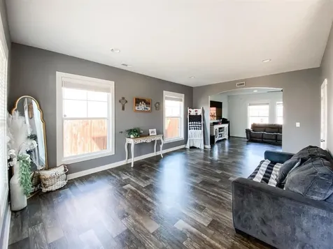 6275 Valley Brook Trace Utica KY 42376