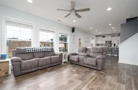 6275 Valley Brook Trace Utica KY 42376
