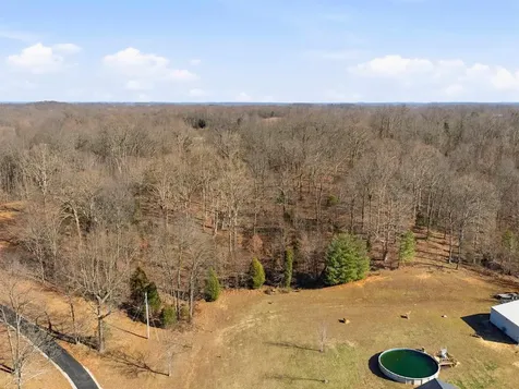 6346 Little Hickory Road Philpot KY 42366