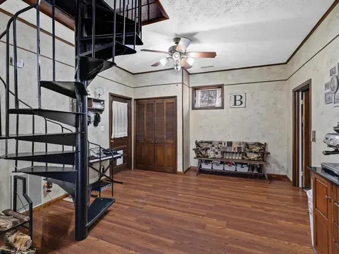 8577 Haynes Station Road Whitesville KY 42378