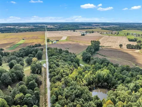 8577 Haynes Station Road Whitesville KY 42378