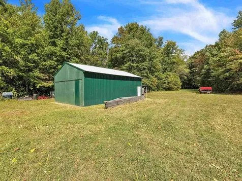 8577 Haynes Station Road Whitesville KY 42378