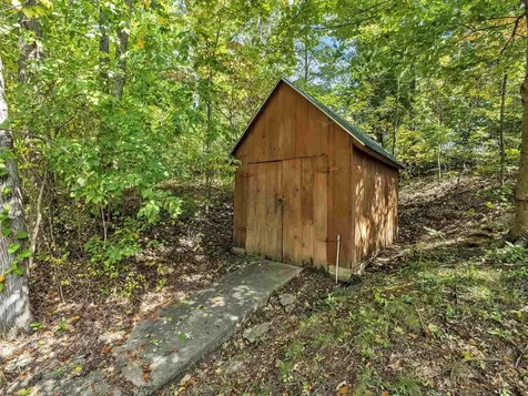 8577 Haynes Station Road Whitesville KY 42378