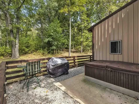 8577 Haynes Station Road Whitesville KY 42378