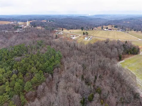 4043 Happy Hollow Road Hawesville KY 42348