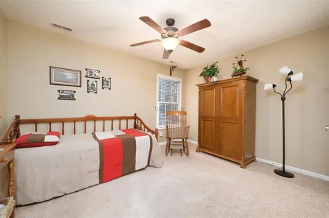 2748 Claiborne Run Owensboro KY 42303