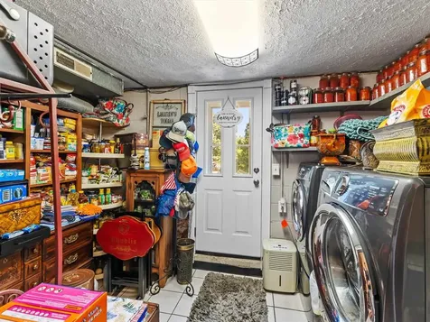 2845 State Route 144 W Philpot KY 42366