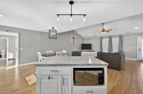 6460 Stevens School Road Whitesville KY 42378