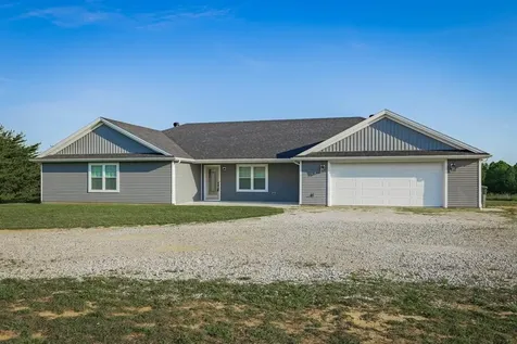6460 Stevens School Road Whitesville KY 42378