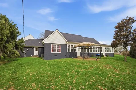 2346 Balmoral Drive Henderson KY 42420
