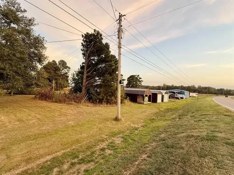 114 Old Glenville Loop Calhoun KY 42327