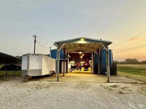 114 Old Glenville Loop Calhoun KY 42327