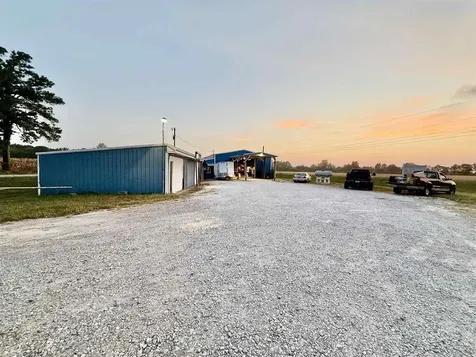114 Old Glenville Loop Calhoun KY 42327