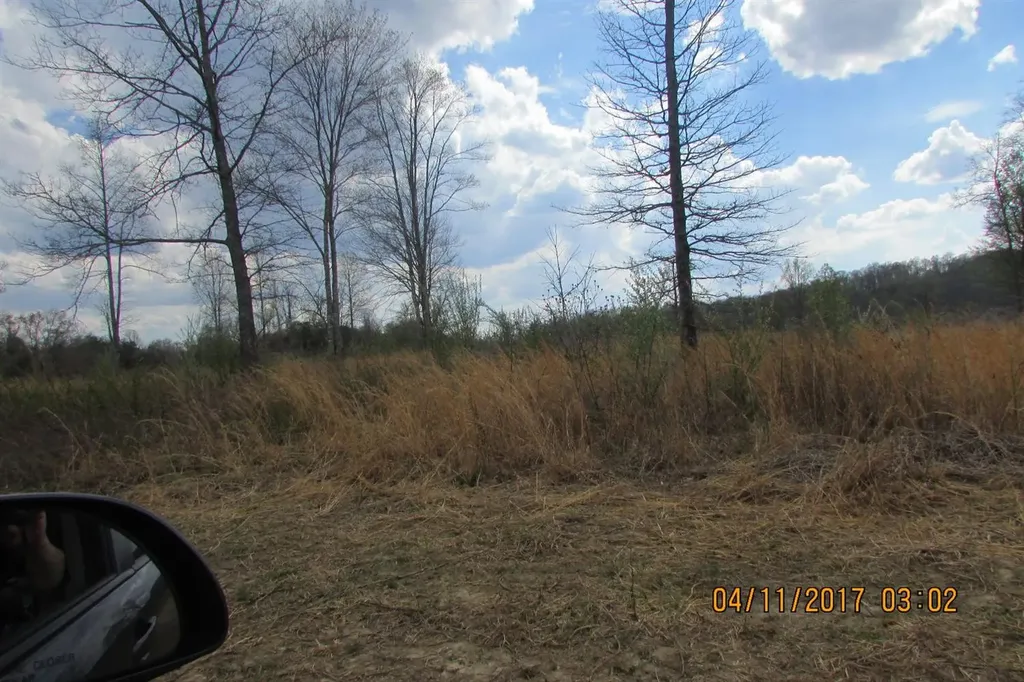 100 Old Stinking Creek Road Flat Lick KY 40906