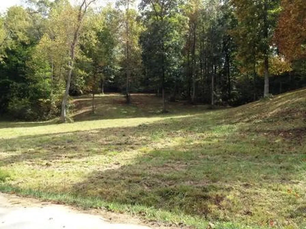 14 Deerfoot Valley London KY 40741