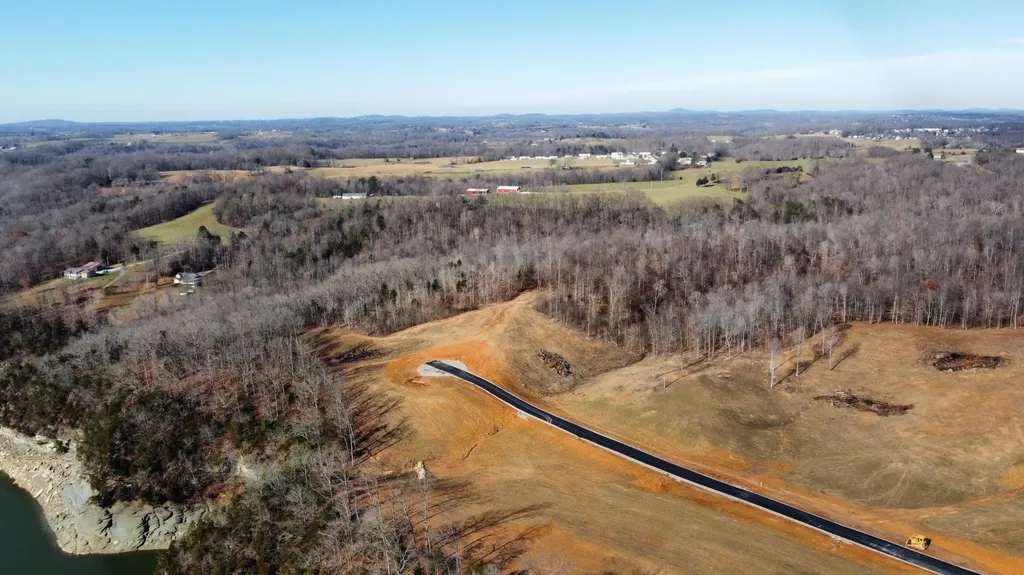 1 Goldenberg Lane Somerset KY 42503