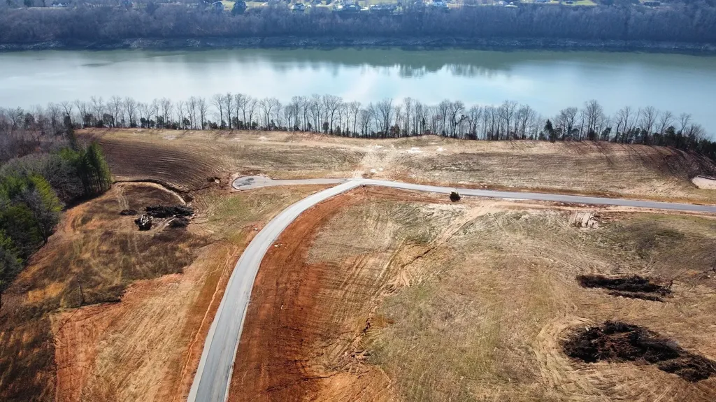 1 Goldenberg Lane Somerset KY 42503